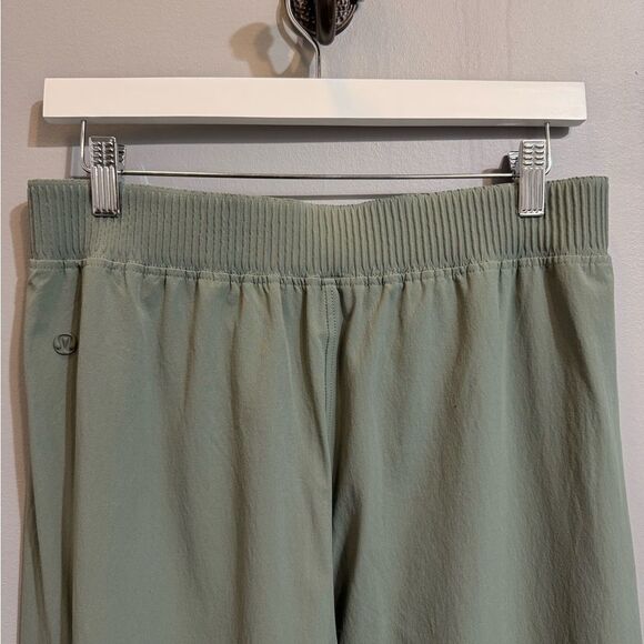 Lululemon Stretch Woven Wide Leg Pant - Picture 8 of 10